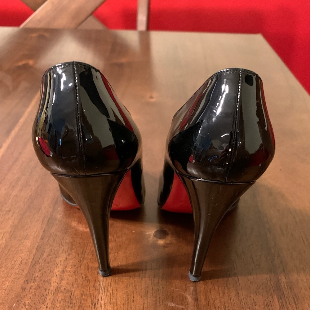 Christian Louboutin Décolleté 868 Black Patent - Picture 11 of 14